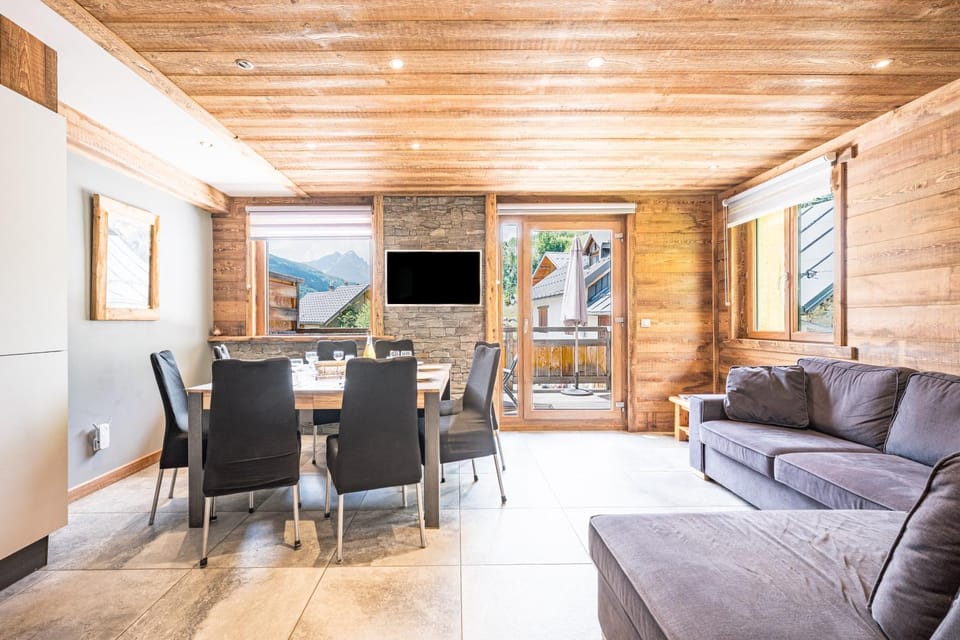 Property building, Living room