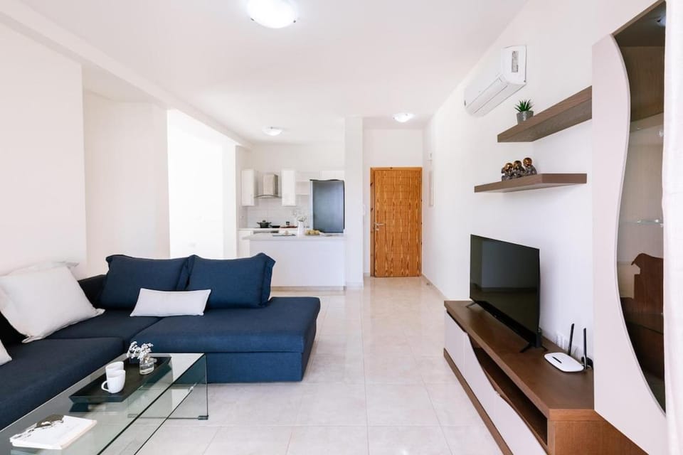 Cozy modern 1b apartment Apartment in Paphos