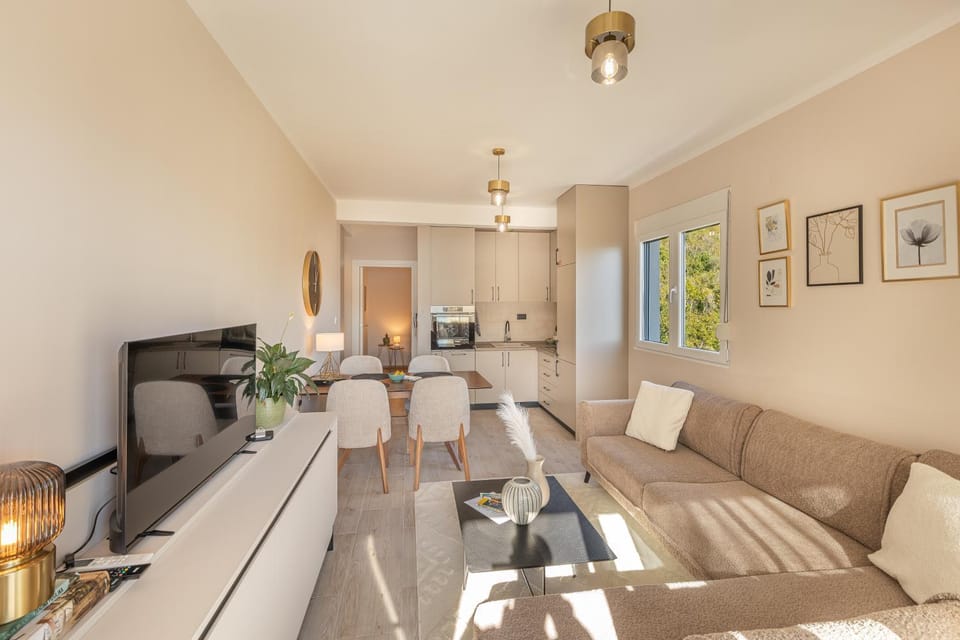 Sea View Haven - Djenovici Apartment in Kotor Municipality
