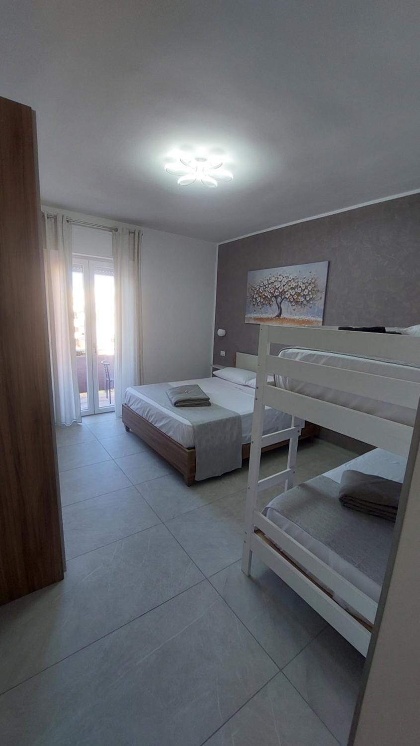 Bed, Photo of the whole room, Bedroom, bunk bed