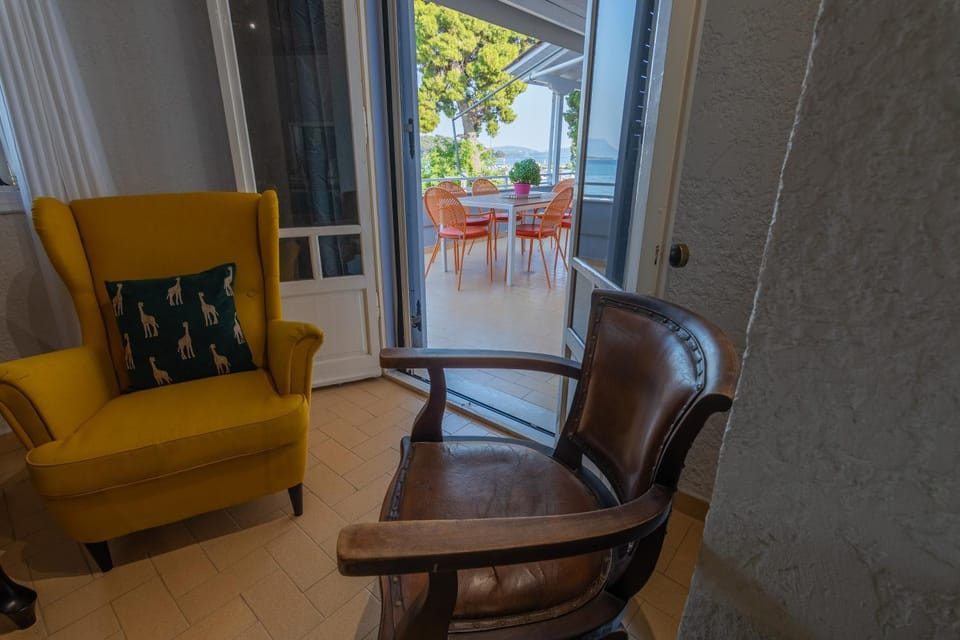 Sailinn Beach House Apartment in Nydri