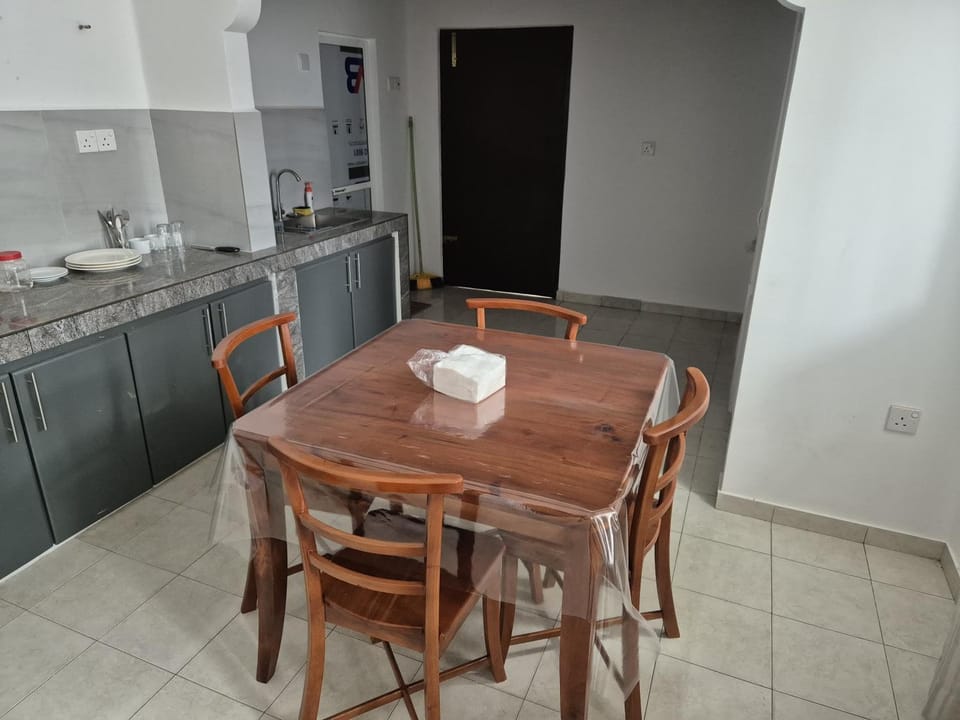 Comfortable Stay in Colombo Apartment in Western Province