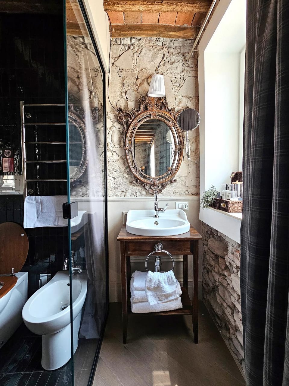 Shower, Toilet, bidet