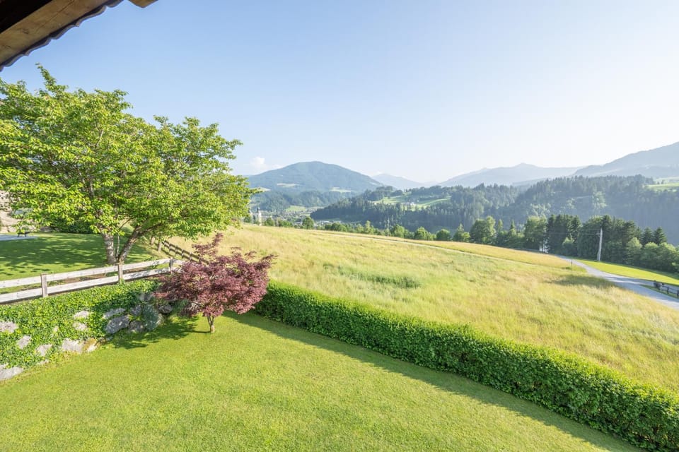 Spring, Day, Natural landscape, Garden, Skiing, Garden view, Mountain view