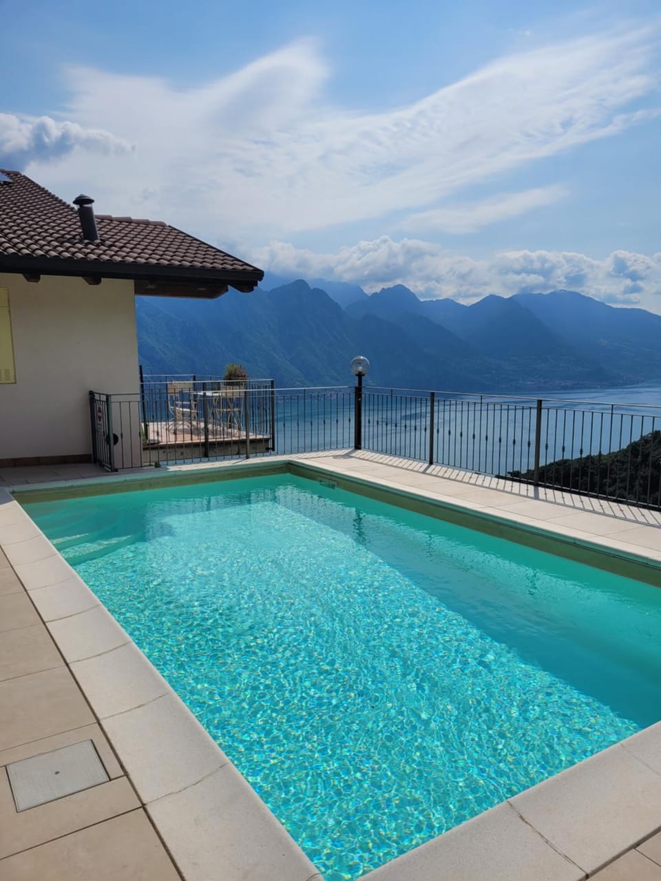 Lake view, Mountain view, Pool view, sunbed