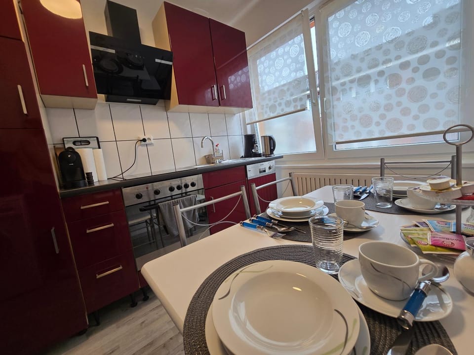 Apartment in Krefeld City with Balcony Apartment in Krefeld