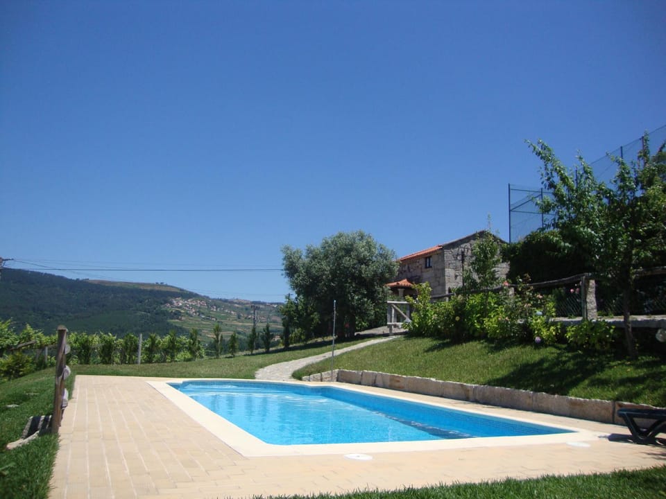 Garden, Swimming pool, Swimming pool