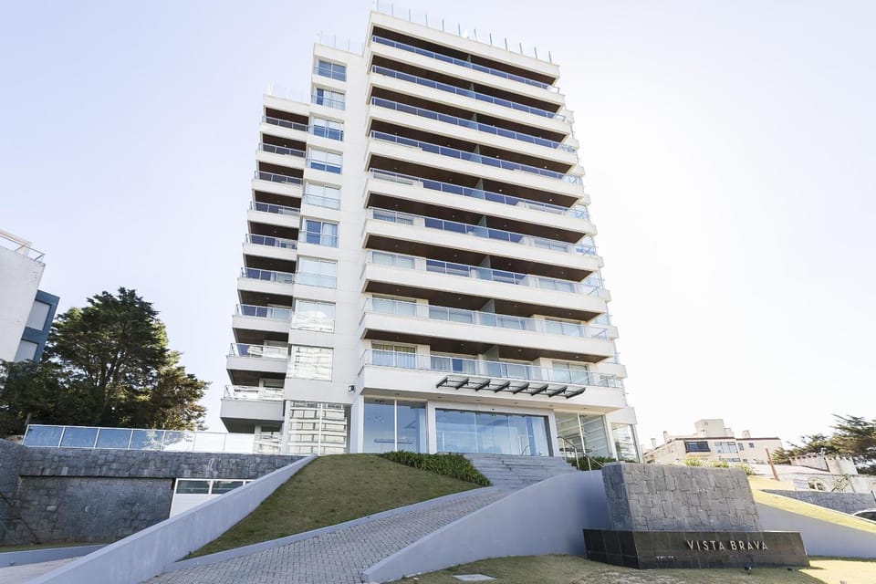 Piso exclusivo con vista al amanecer del mar Apartment in Punta del Este