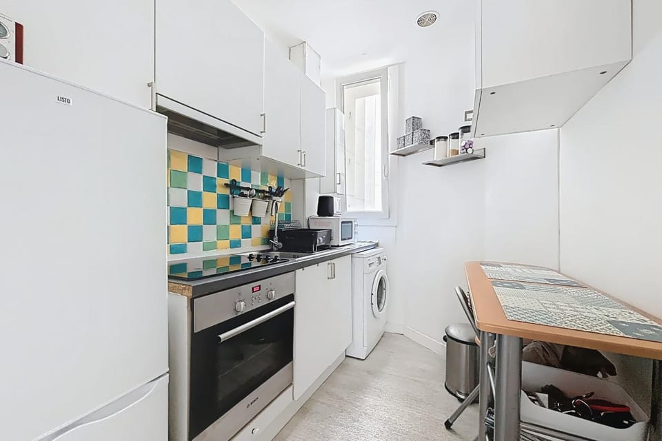 Charming 2-room apartment near Sacré-Coeur Apartment in Paris