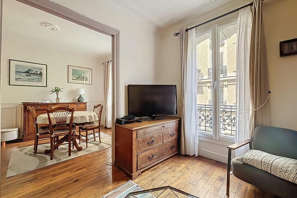 Charming 2-room apartment near Sacré-Coeur Apartment in Paris