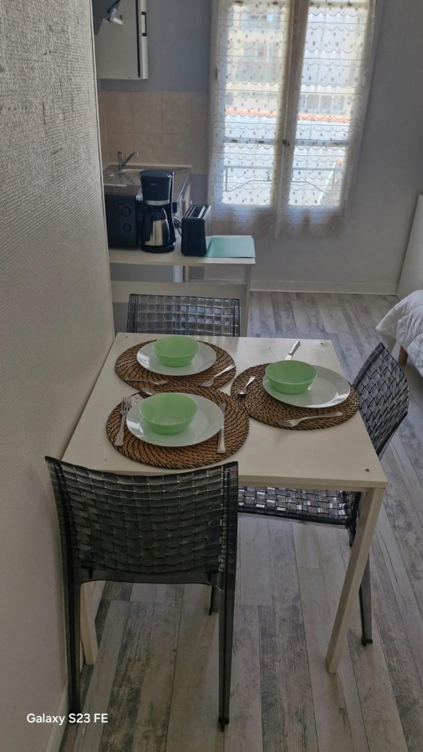 Suite Cosy Gare&TNB à 200 m - 3 personnes - Rennes Apartment in Rennes
