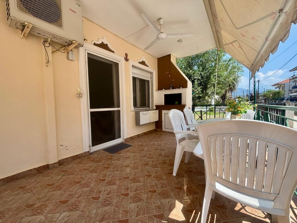 Patio, View (from property/room), Balcony/Terrace