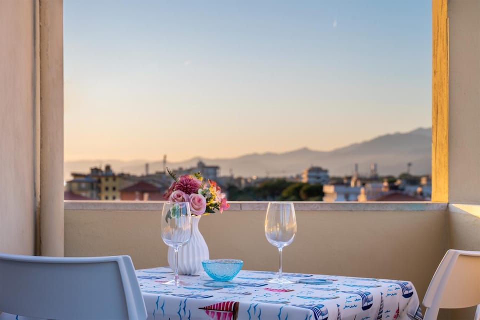 Natural landscape, View (from property/room), Balcony/Terrace, Balcony/Terrace, Mountain view