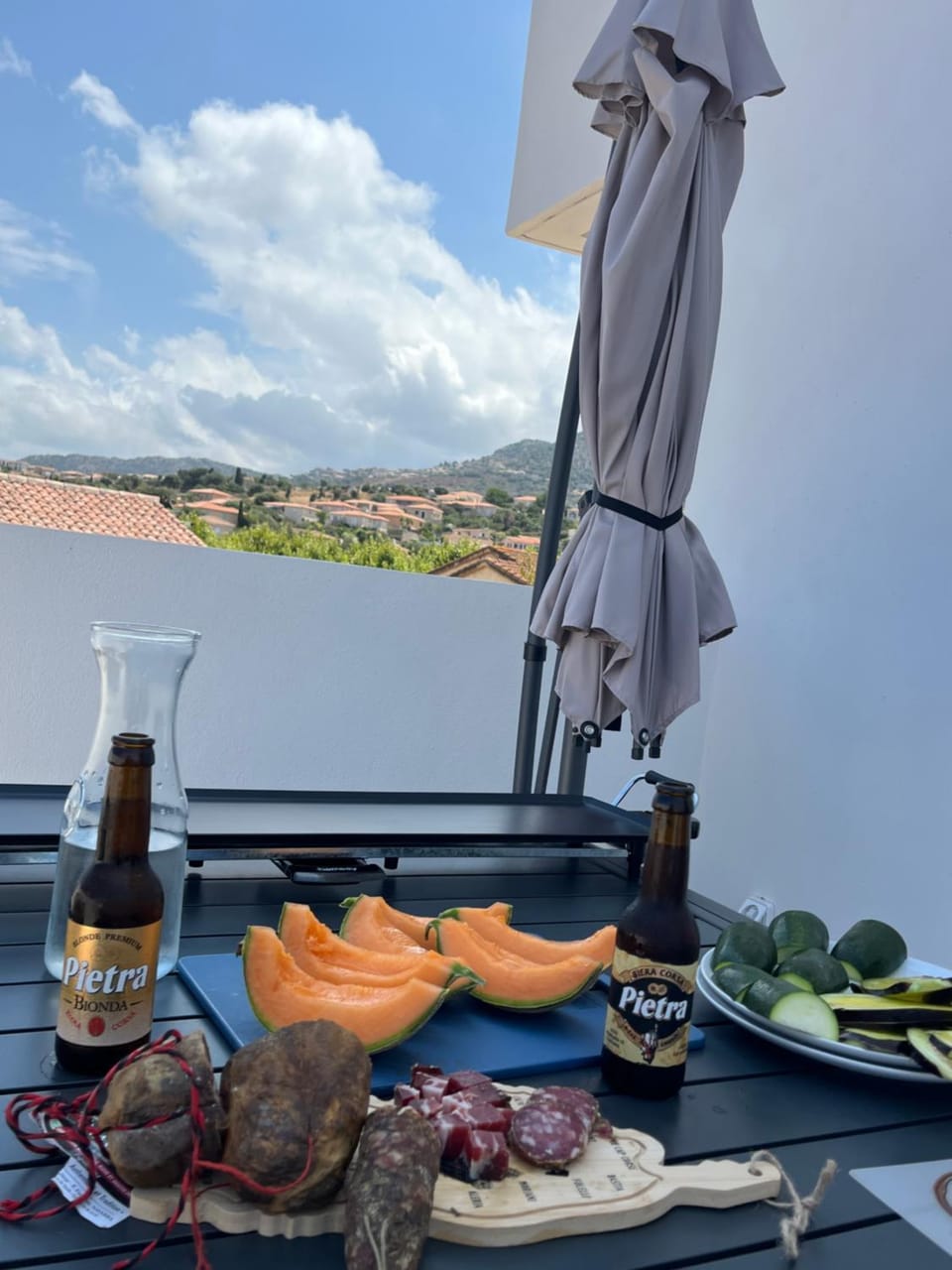 View (from property/room), Balcony/Terrace, Mountain view