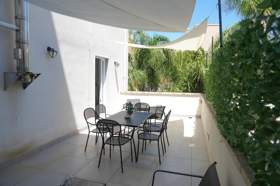 View (from property/room), Balcony/Terrace