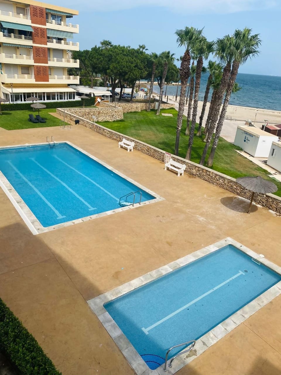 Natural landscape, Pool view, Swimming pool, Swimming pool