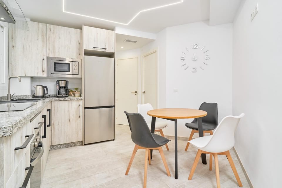 Property building, Kitchen or kitchenette, Living room