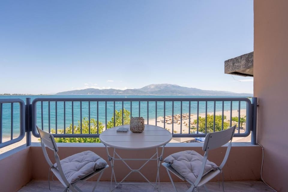Sea Flow - Luxury seafront Penthouse at Psani Beach Apartment in Peloponnese, Western Greece and the Ionian