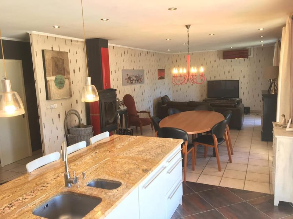 Villa privée Un vrai havre de paix Villa in Occitanie