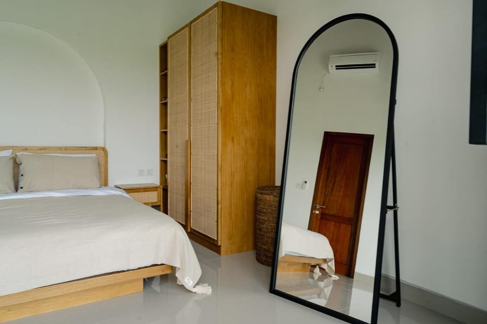 Bed, Photo of the whole room, Bedroom, wardrobe