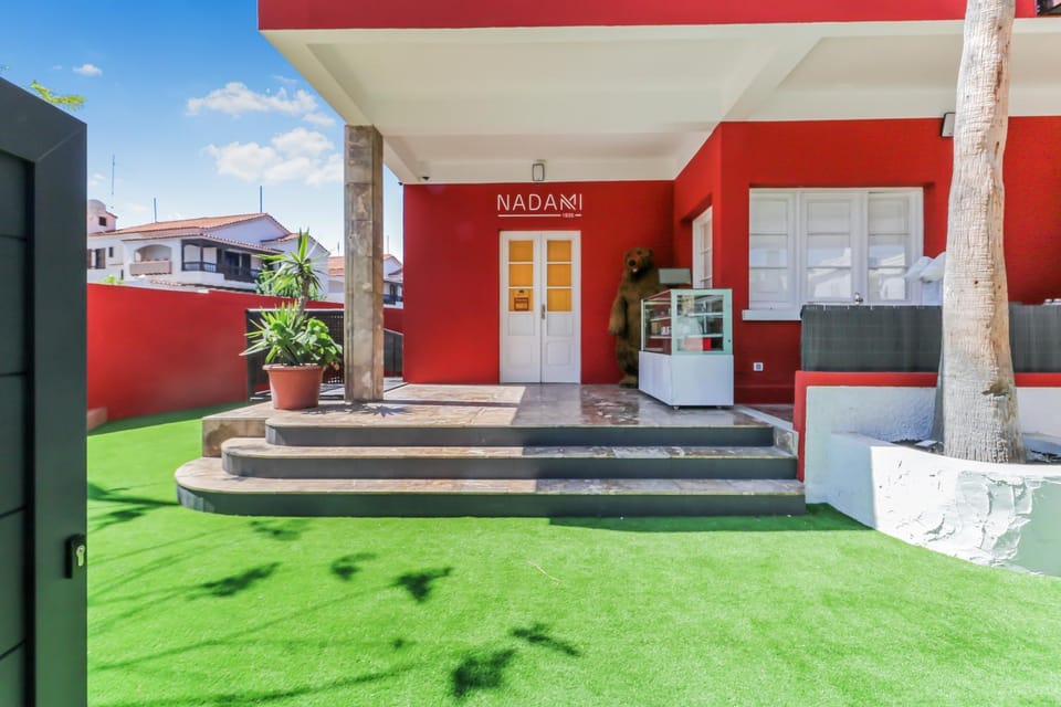 Property building, Garden, Garden view