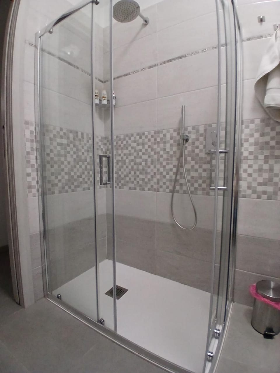 Shower, Bathroom