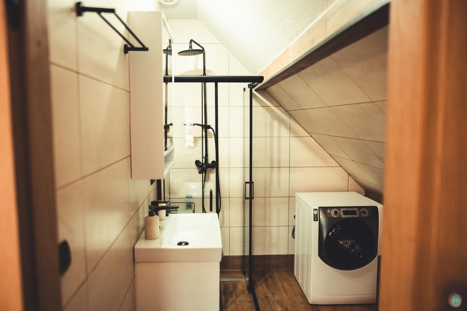 Shower, Bathroom, dryer