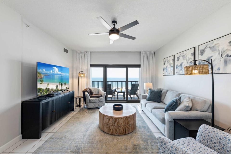 Palms 514- 5th floor 2 bedroom DIRECT beachfront condo House in Orange Beach