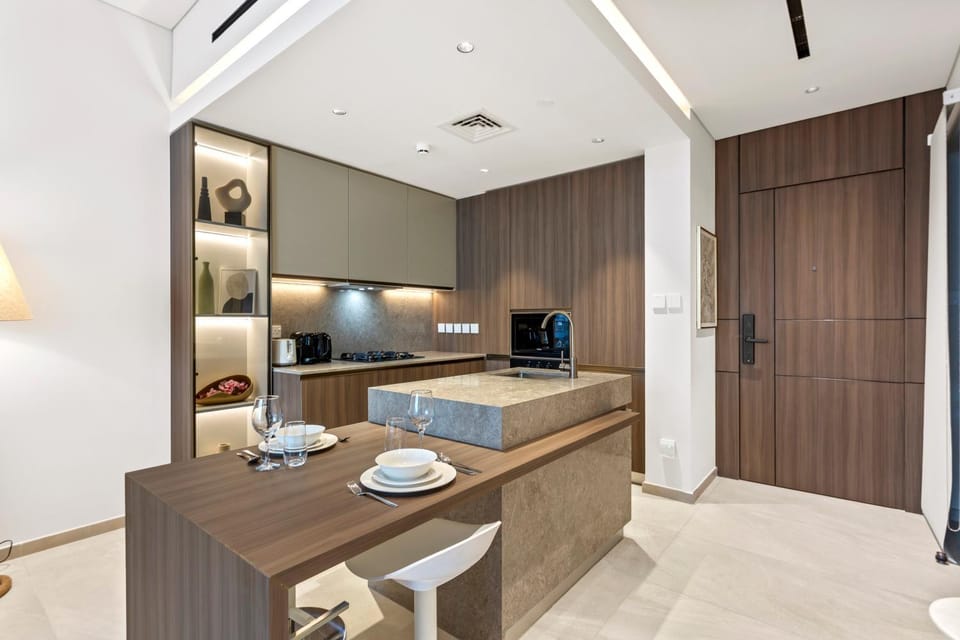 Chic Retreat 1Bedroom with Pool view Apartment in Dubai