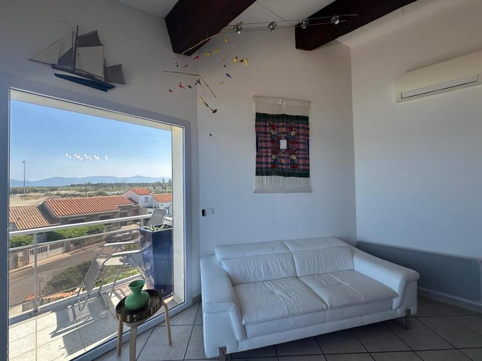 Spacious air-conditioned duplex with 270 degree sea views Apartment in Occitanie