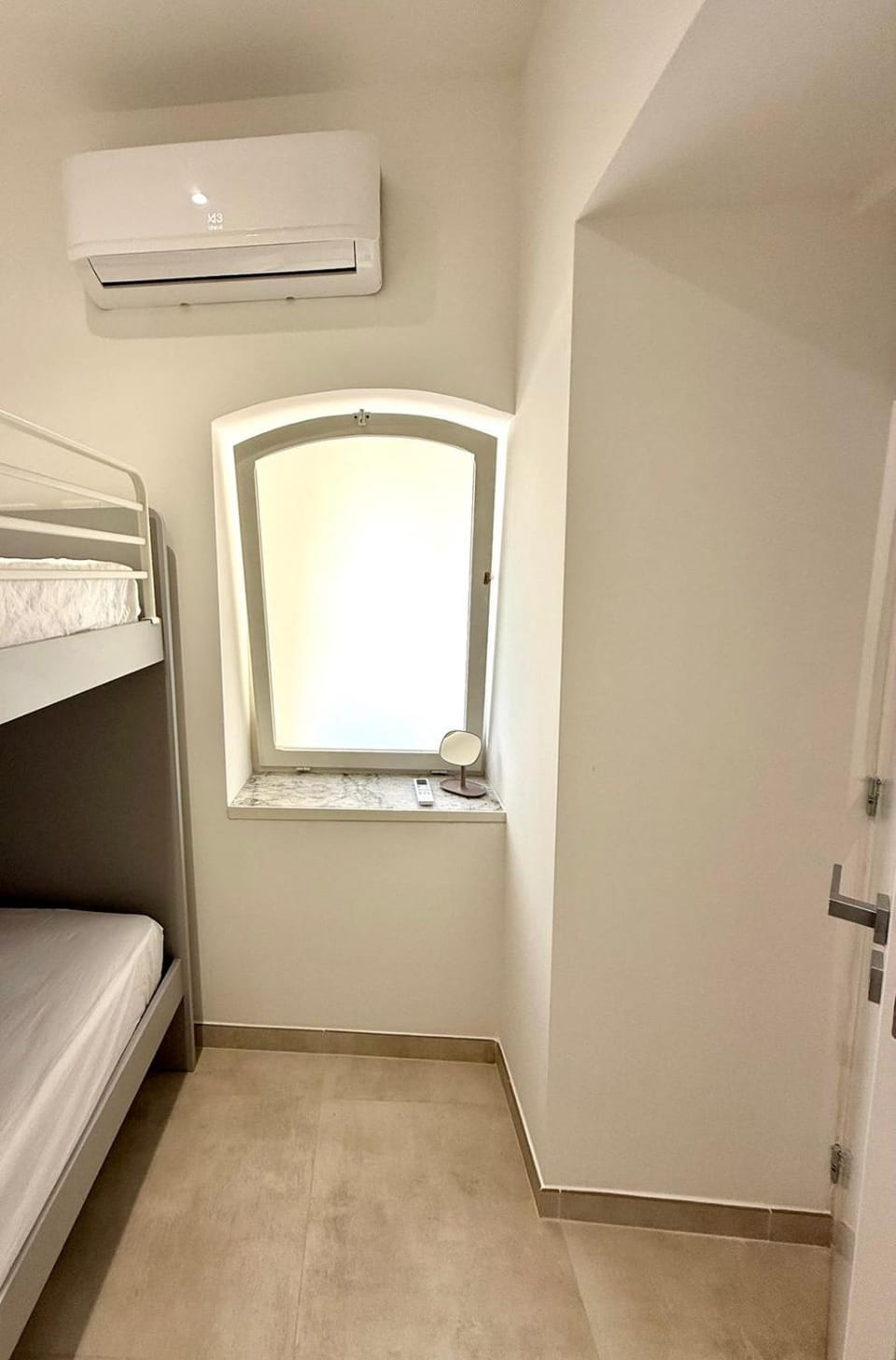 Bed, air conditioner