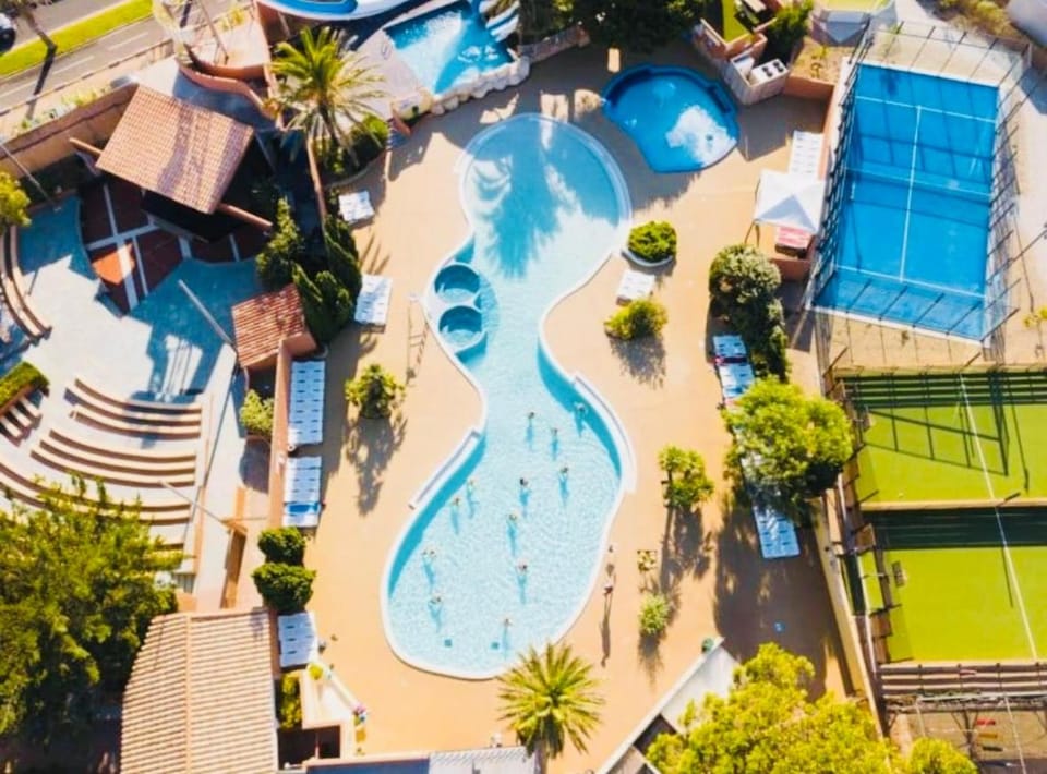 Swimming pool, sunbed