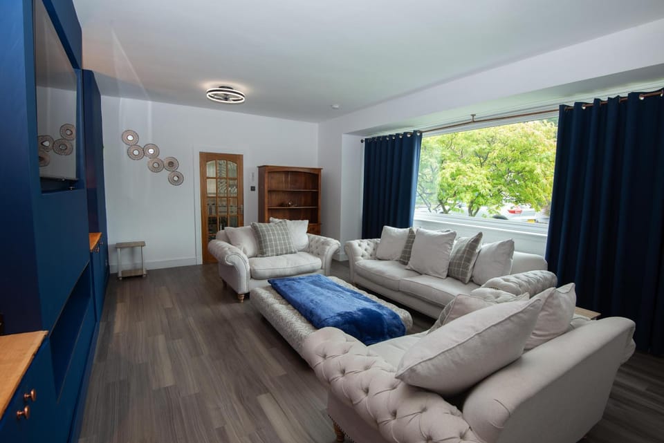 Braco Village Lodge House in Scotland
