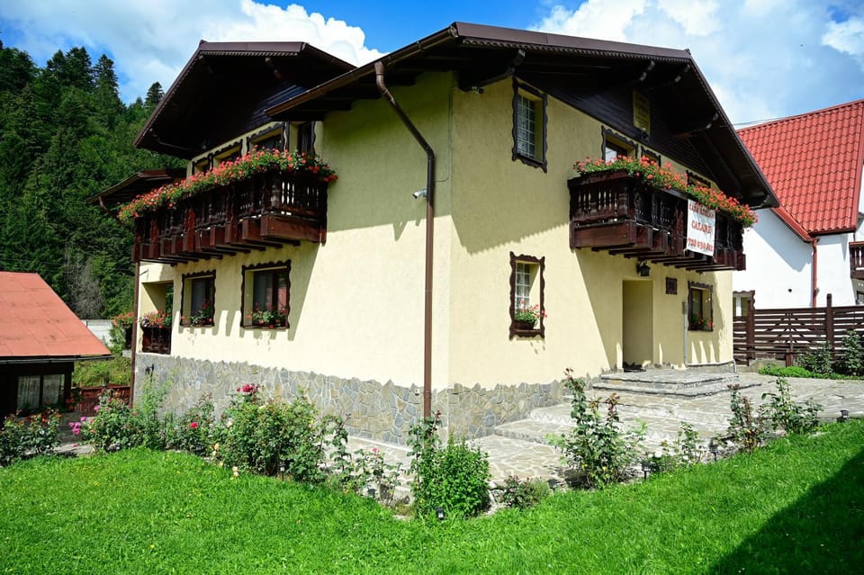 Property building, Balcony/Terrace