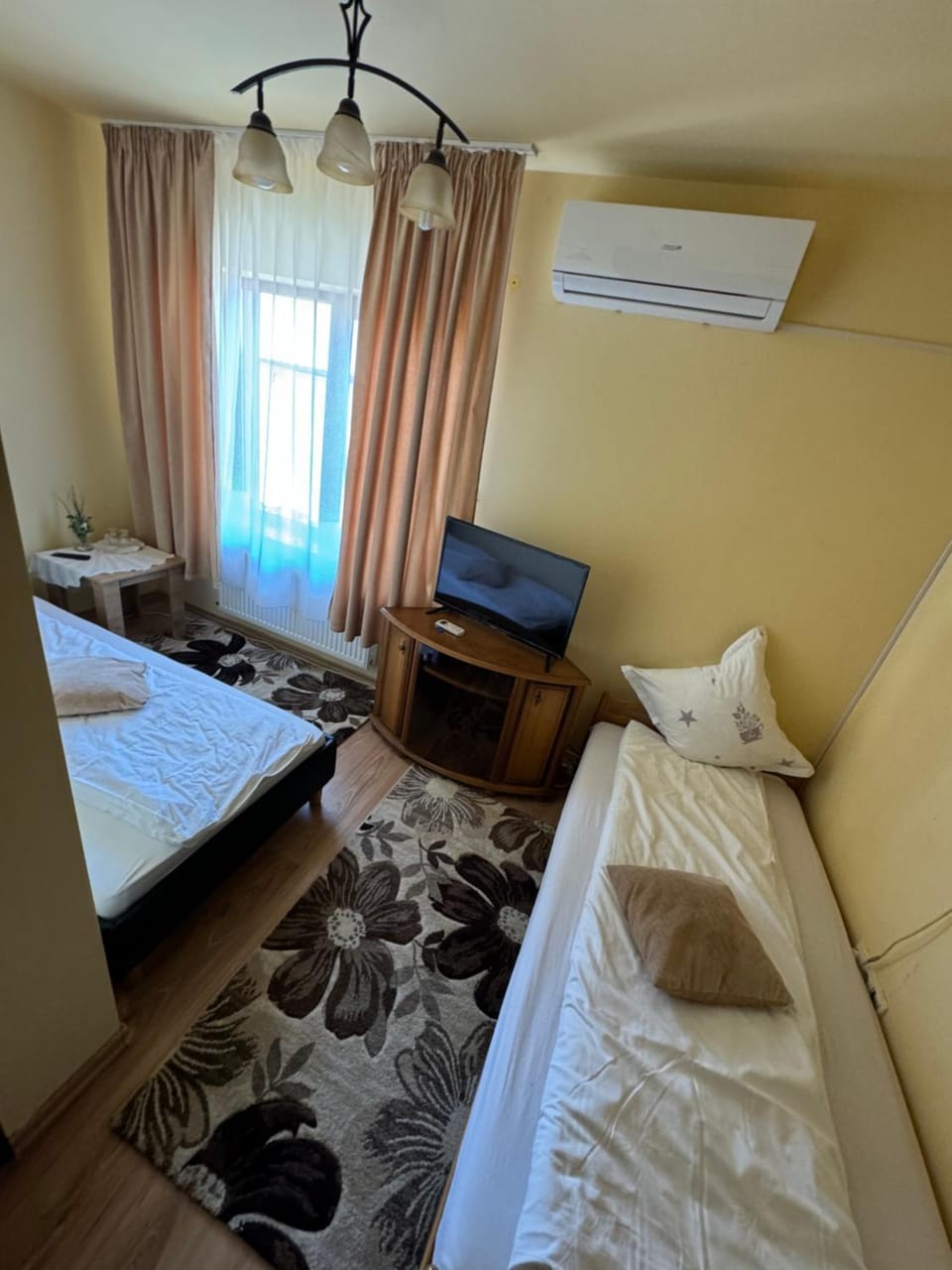Hanul Ancuței 2 Bed and Breakfast in Cluj County