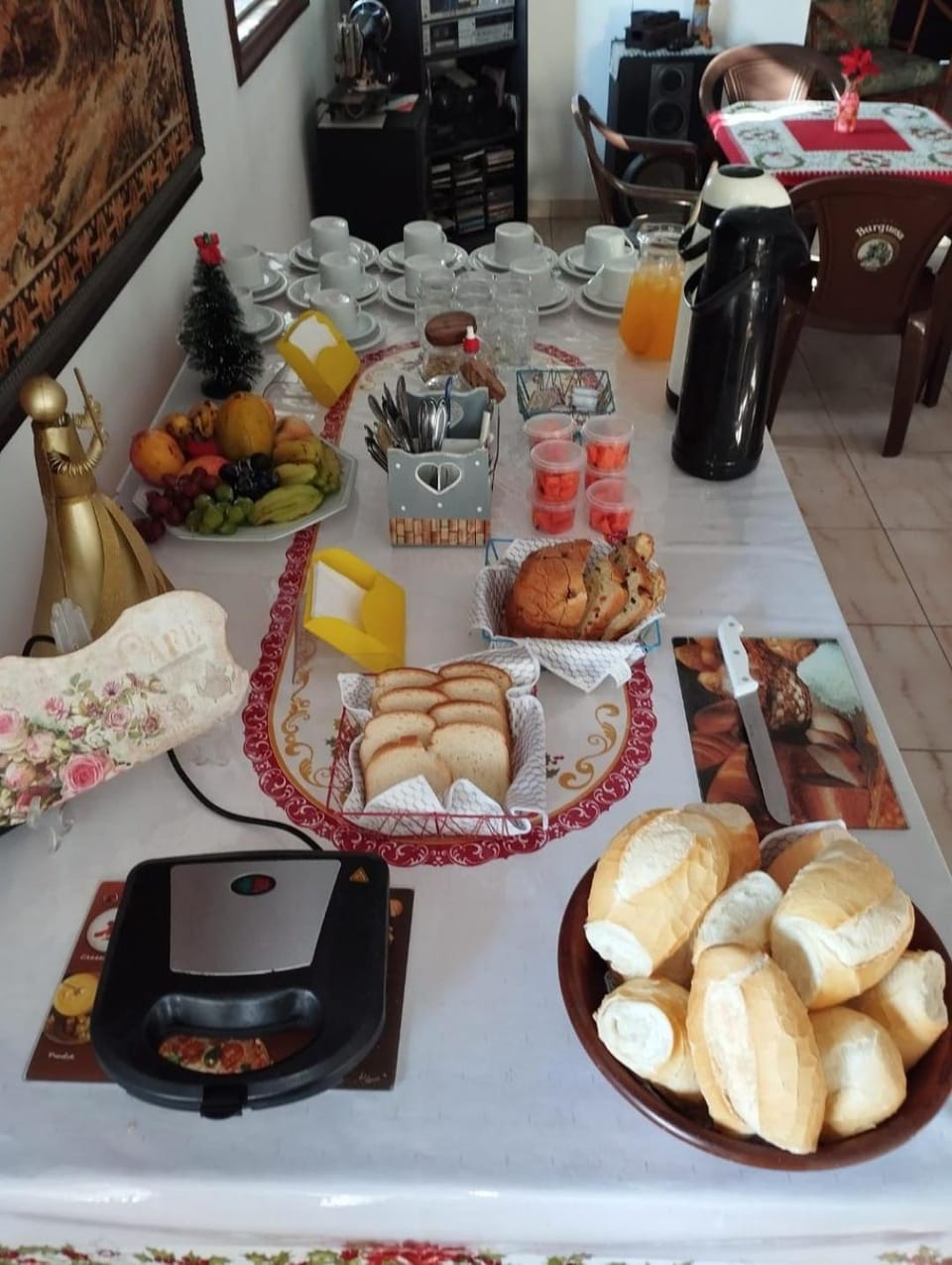 Pousada Recanto da Zizi Bed and Breakfast in Peruíbe