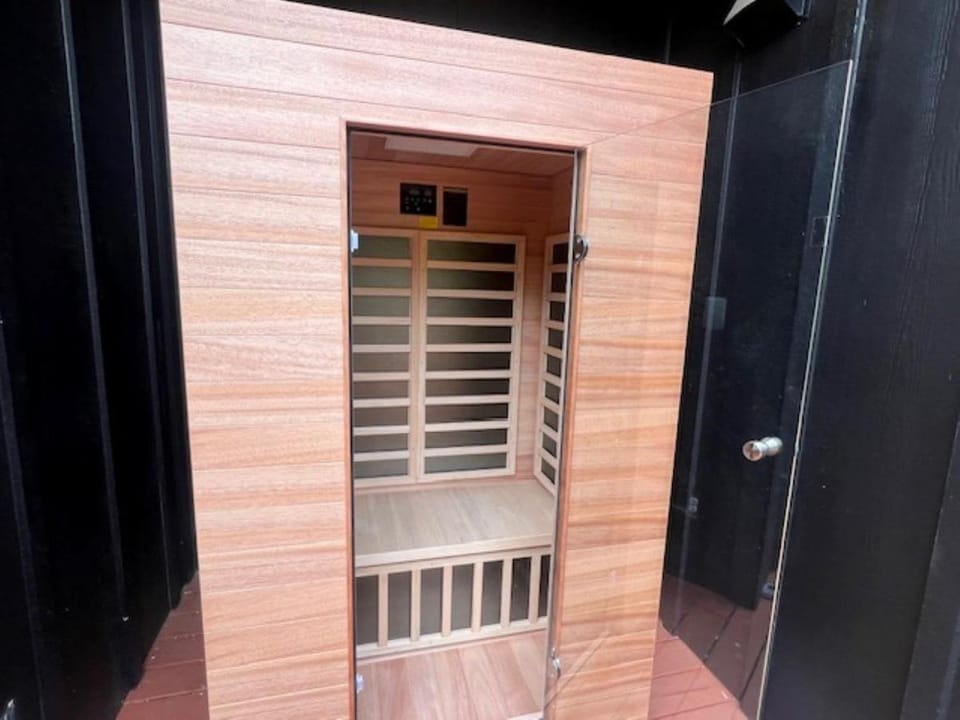 Harvest Moon Lodge - Couples family hot tub sauna House in Oklahoma