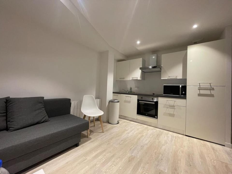 Un charmant appartement bien équipé Apartment in Auvergne-Rhône-Alpes