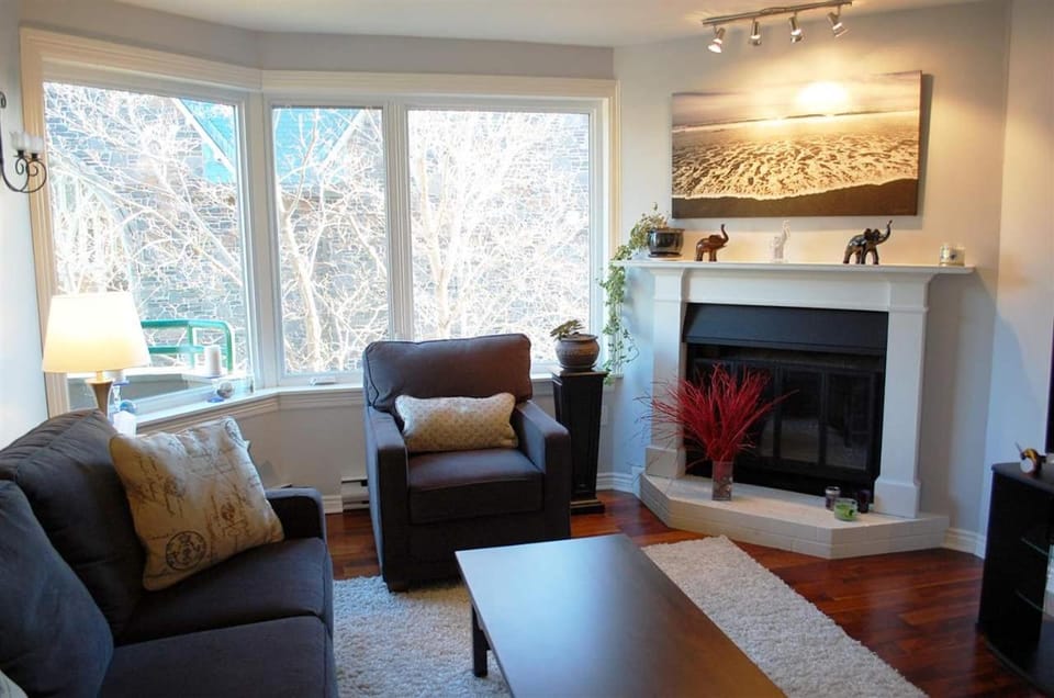 Luxury 2 Bedroom Unit Apartment in Dartmouth