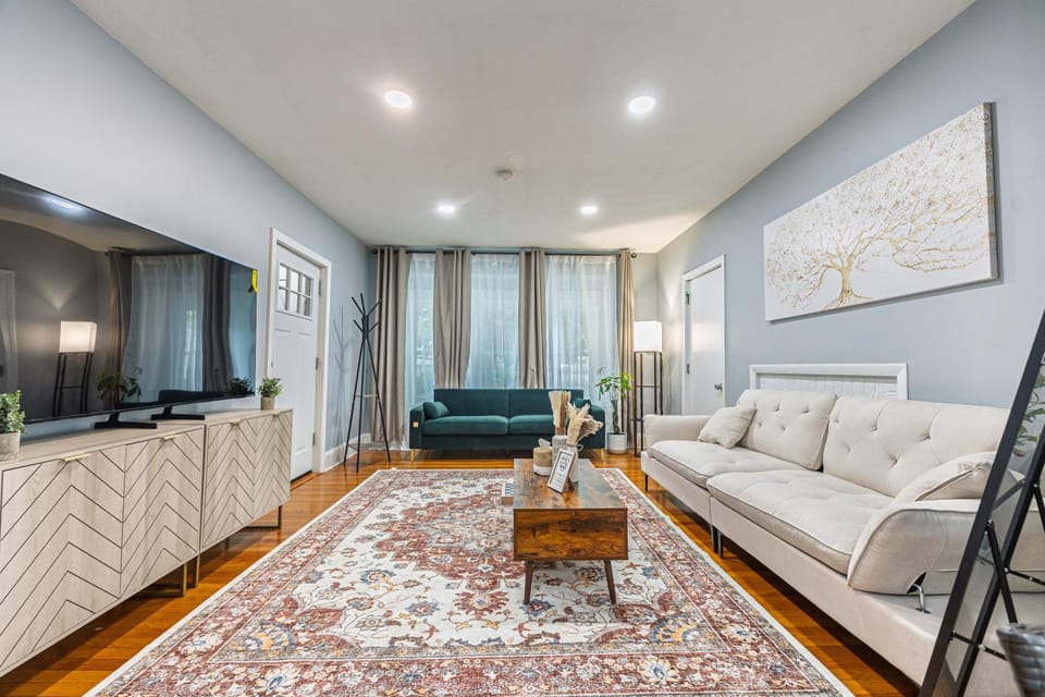 Cozy Medford Home Boston Apartment in Medford