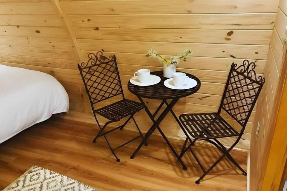 Sun Outdoors Yellowstone North Apartment in Gardiner