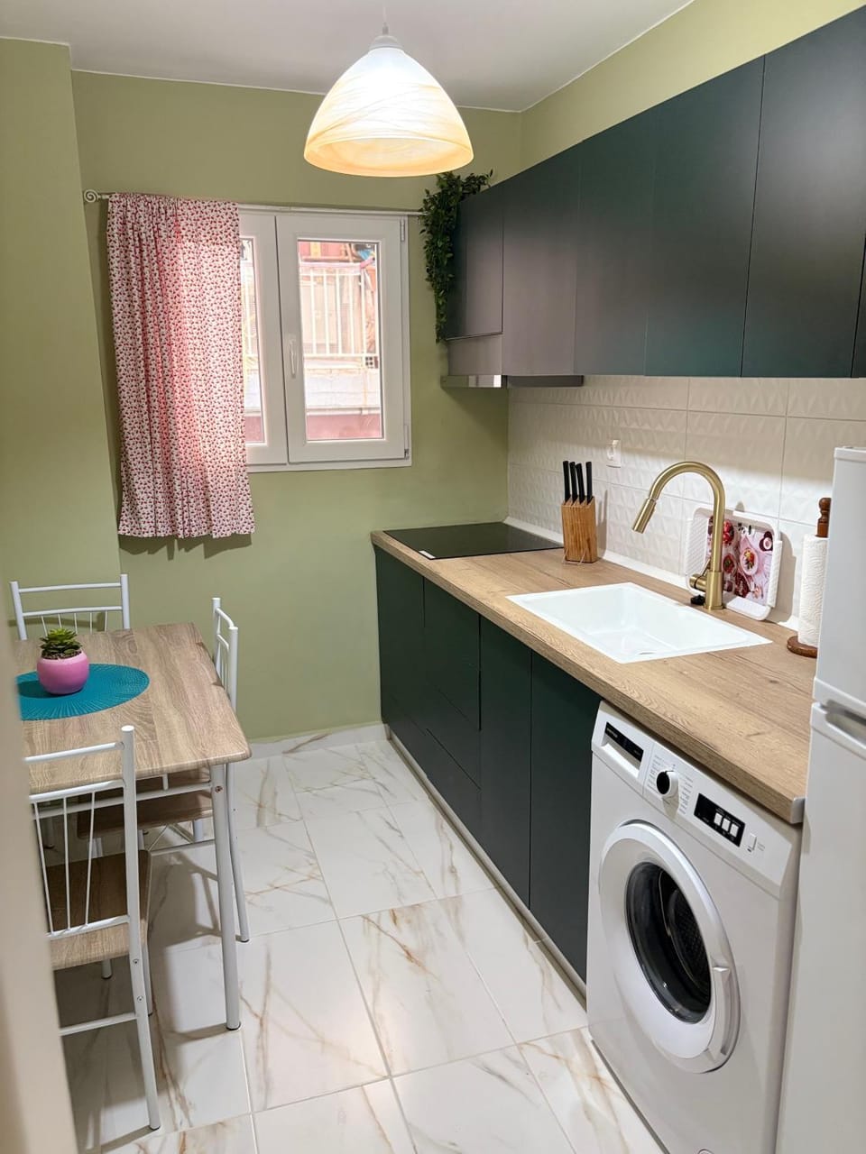 Metro Apartment Thessaloniki Apartment in Thessaloniki