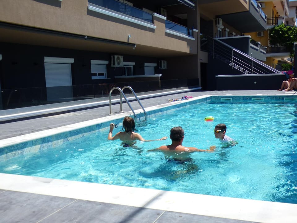 Swimming pool
