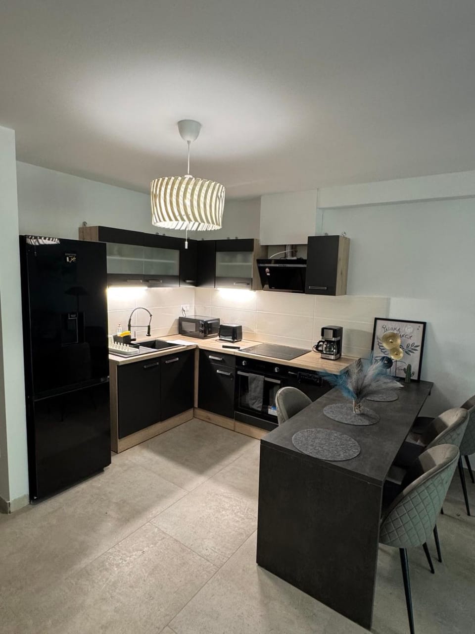 Kitchen or kitchenette, oven, stove