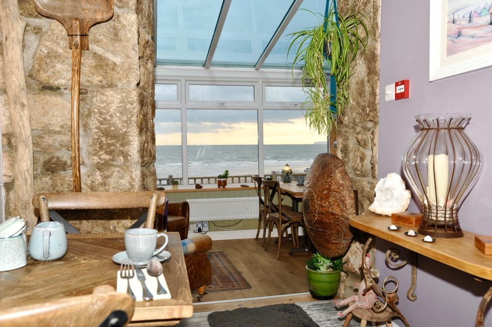 Seating area, Sea view, Breakfast