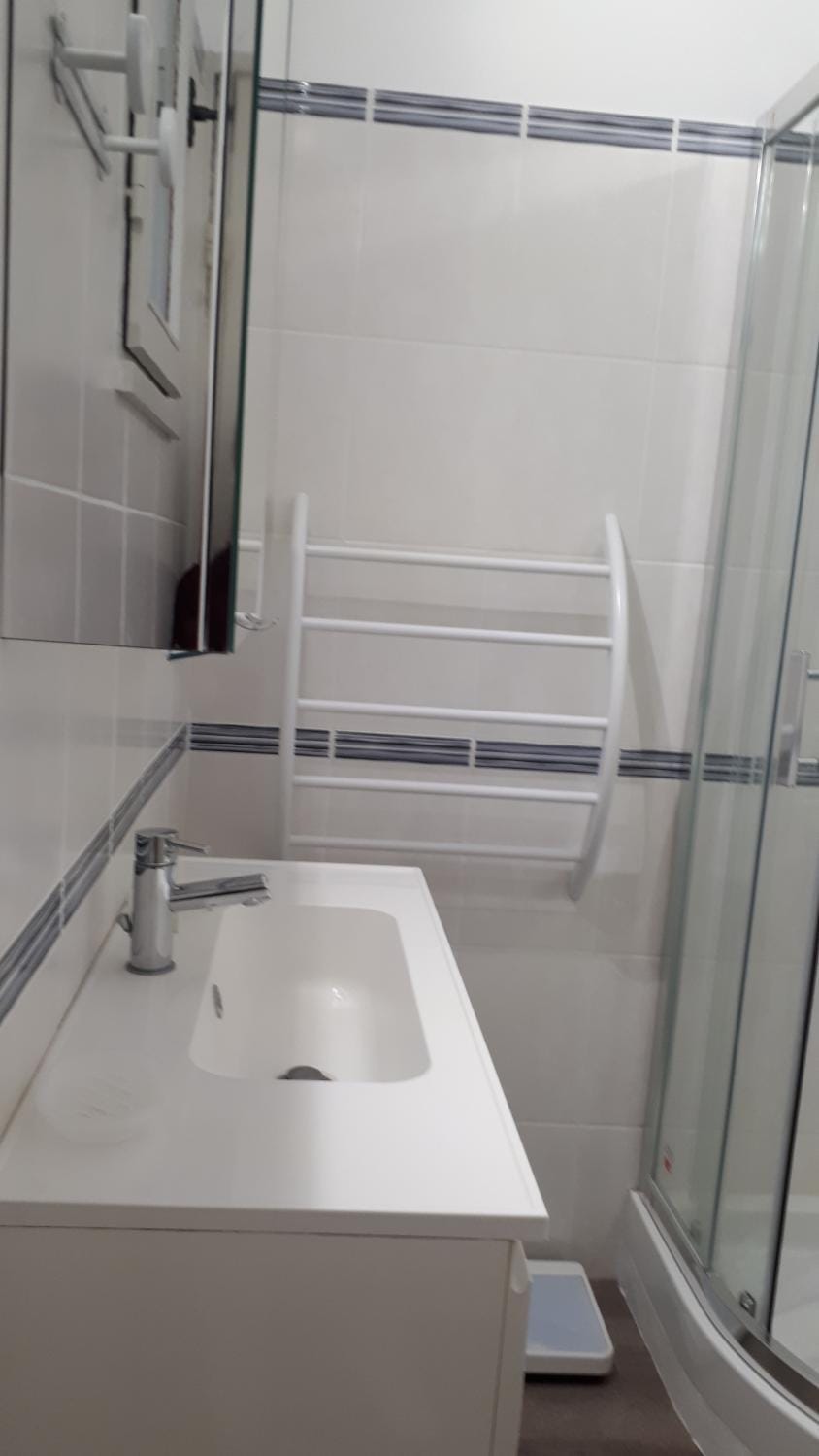Shower, Bathroom