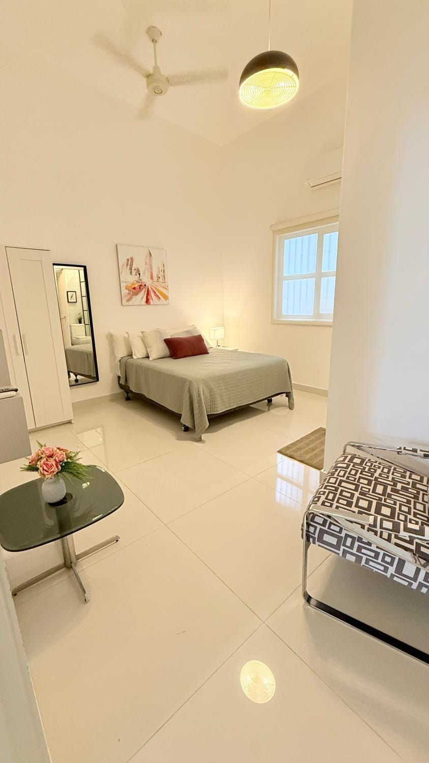 Bed, Photo of the whole room, Bedroom, fireplace