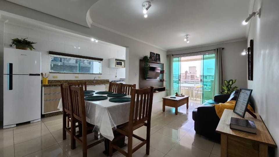 Apartamento 120 metros do mar de Bombas Apartment in Bombinhas