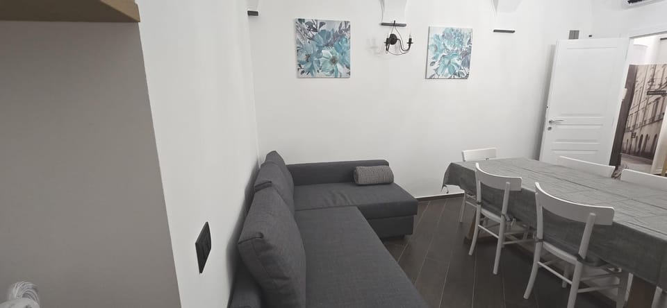 VB Dream Homes - La Casa di Via XX Apartment in Liguria