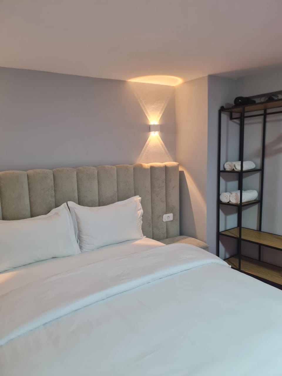 Edi Apartament 1 Center Apartment in Tirana